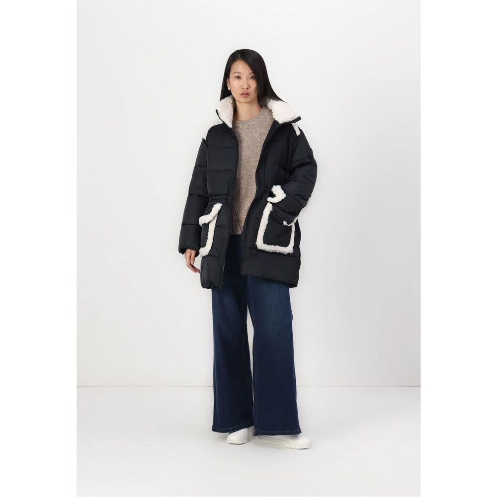 #817. UGG Amal Plushseam Coat Jacket Sherpa Women’s NWT - Picture 3 of 6